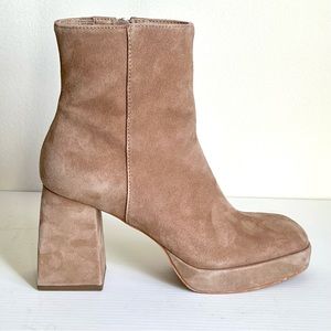 Dolce Vita Ulyses Boot. Retro Platform Block Heel. Mushroom Suede. Size 7 1/2